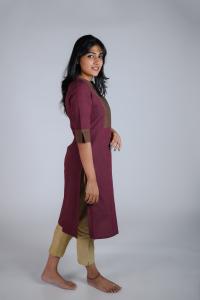 Kēmi Womens Cotton Notch Round Neck  Kurta with 3/4 Sleeve - Cabernet Red Colour
