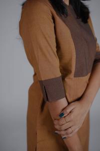 Kēmi Womens Cotton Notch Round Neck  Kurta with 3/4 Sleeve - Brown Sugar