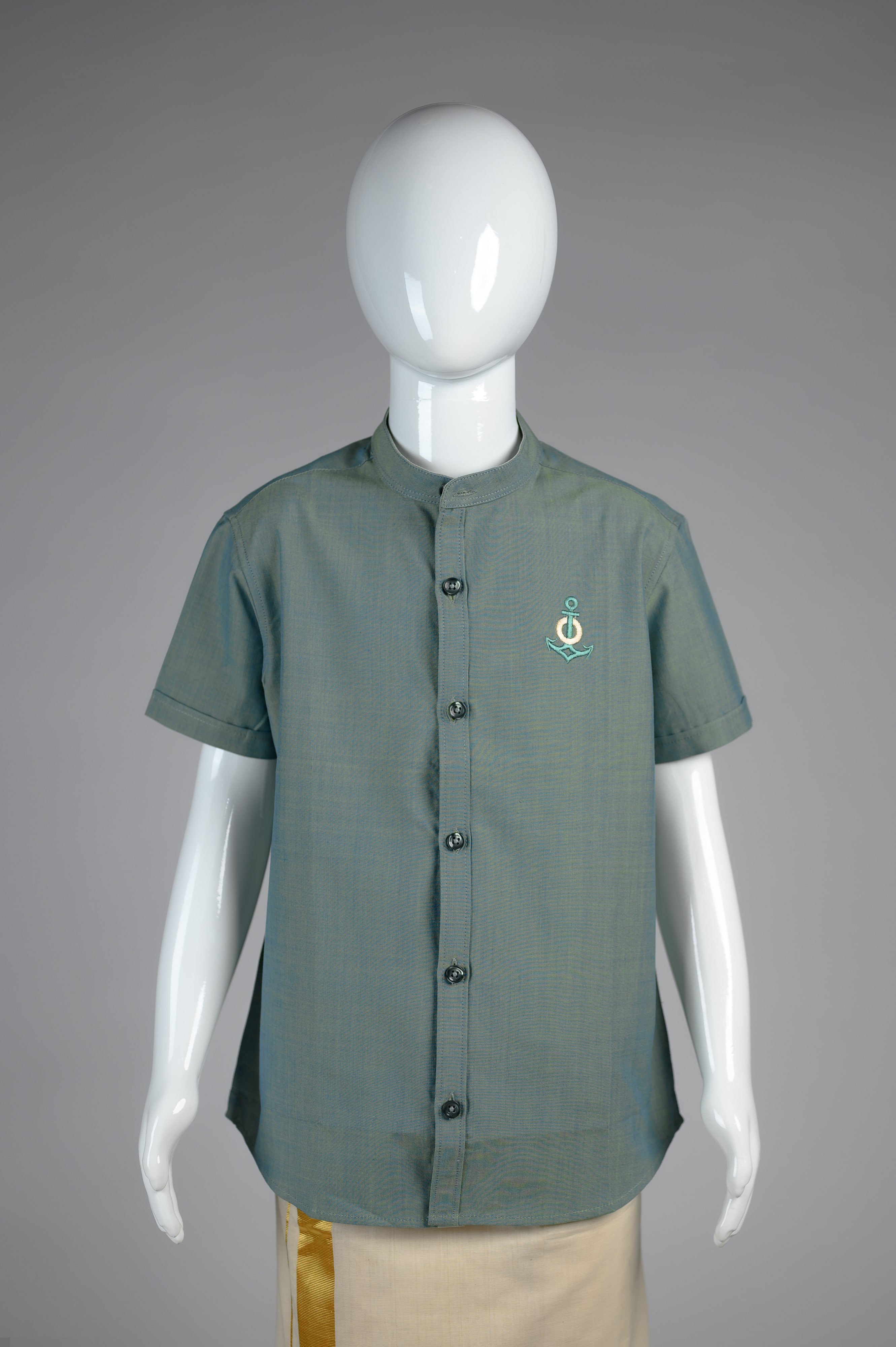 Junior Commando Boys Cotton Solid Half Sleeve Shir...