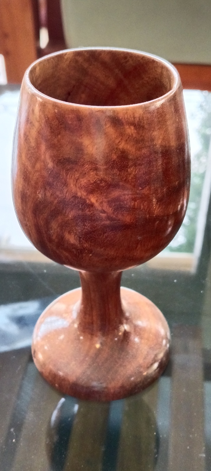 WINE GLASS